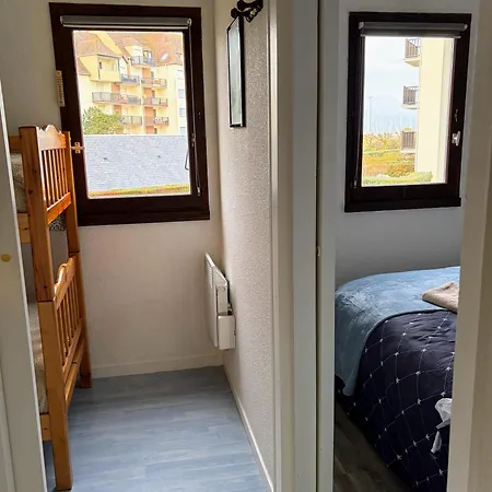 Chaleureux 2 Chambres, Proche Centre-ville Et Acces Apartmán Cabourg