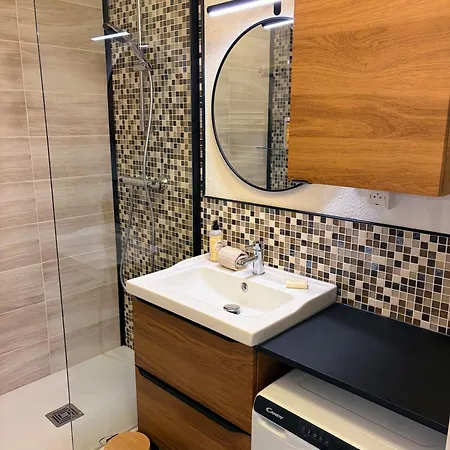 Chaleureux 2 Chambres, Proche Centre-ville Et Acces Apartmán
