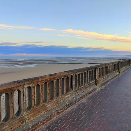 Chaleureux 2 Chambres, Proche Centre-ville Et Acces Appartement Cabourg