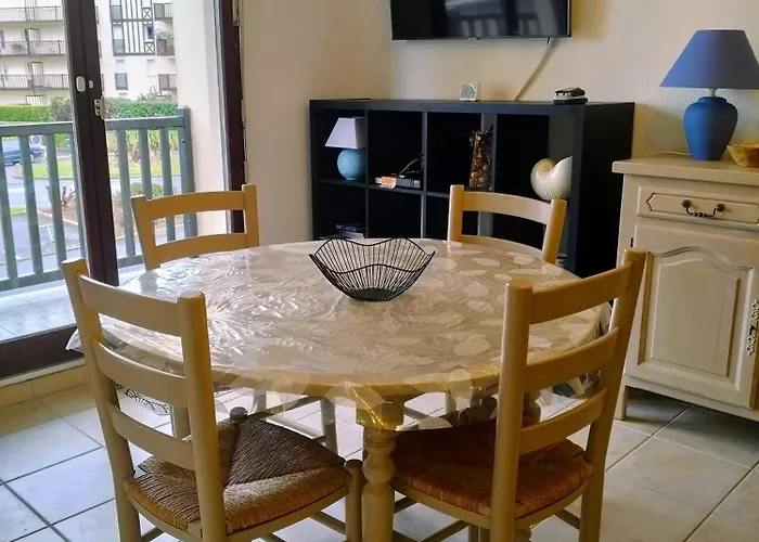 דירה Chaleureux 2 Chambres, Proche Centre-ville Et Acces קאבורג