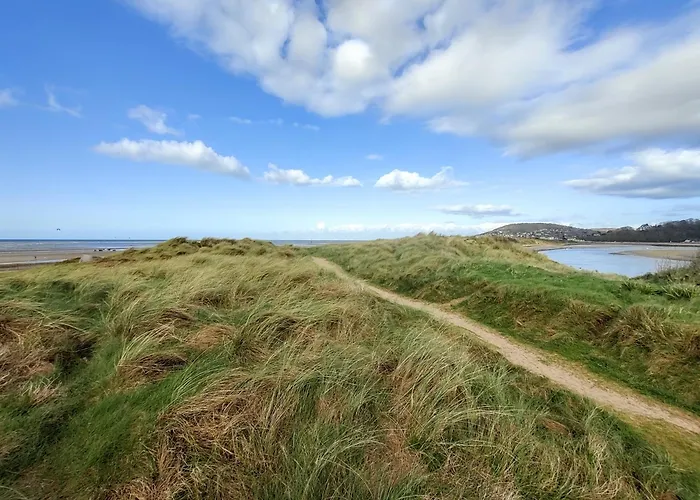 Chaleureux 2 Chambres, Proche Centre-ville Et Acces דירה *