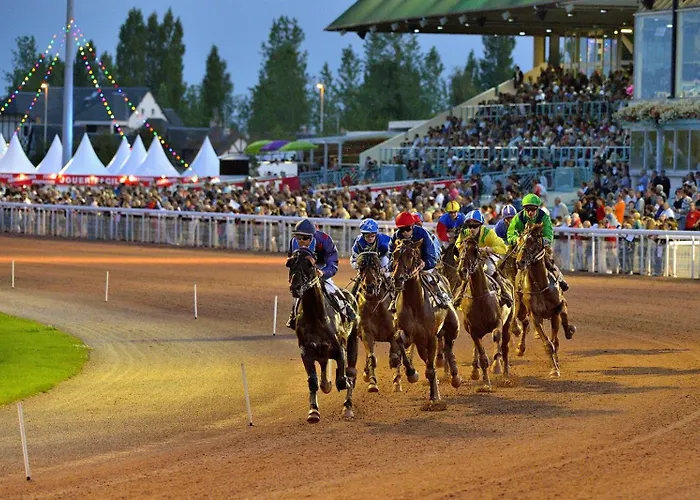 Chaleureux 2 Chambres, Proche Centre-ville Et Acces דירה קאבורג